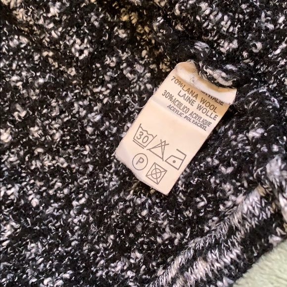 Cardigan - Picture 2 of 3